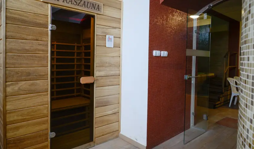 Duna Wellness Hotel Baja - Pnksd 