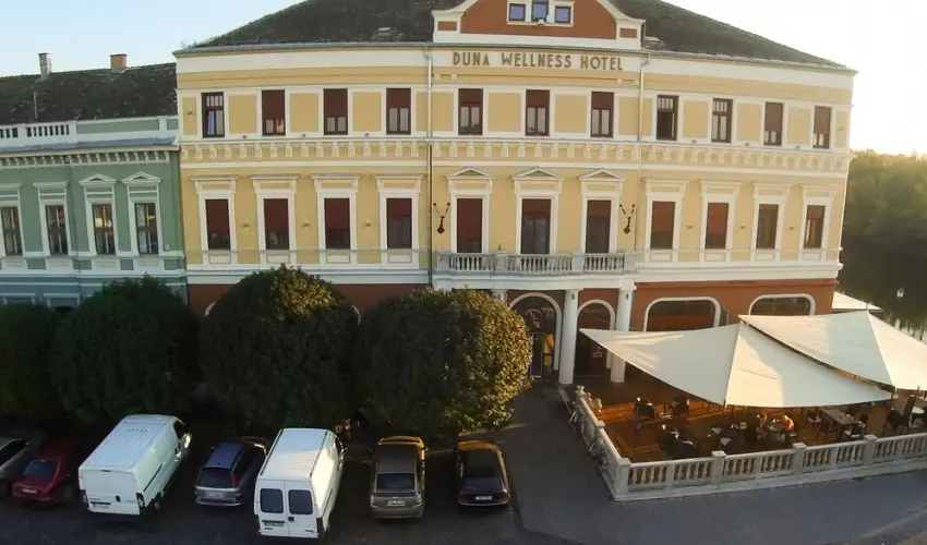 Duna Wellness Hotel Baja - Pnksd 