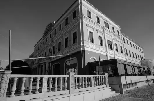 Duna Wellness Hotel - Pnksd 