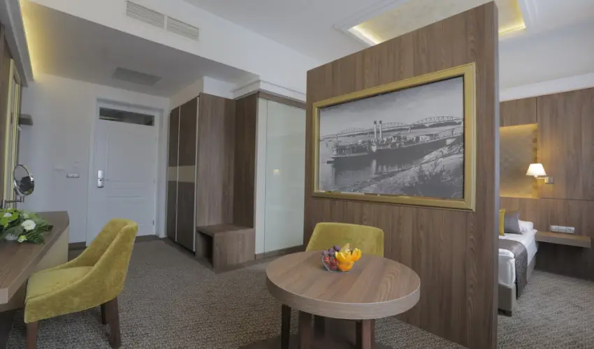 Duna Wellness Hotel Baja - Pnksd 