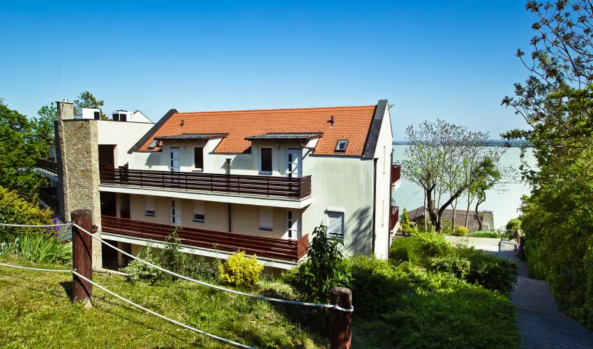 Echo Residence All Suite Hotel Tihany - Pnksd