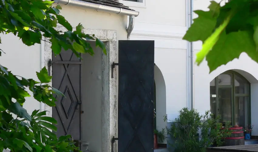 Edvy Malom Fogad s Barokk Udvarhz Ppa - Pnksd (min. 2 j)