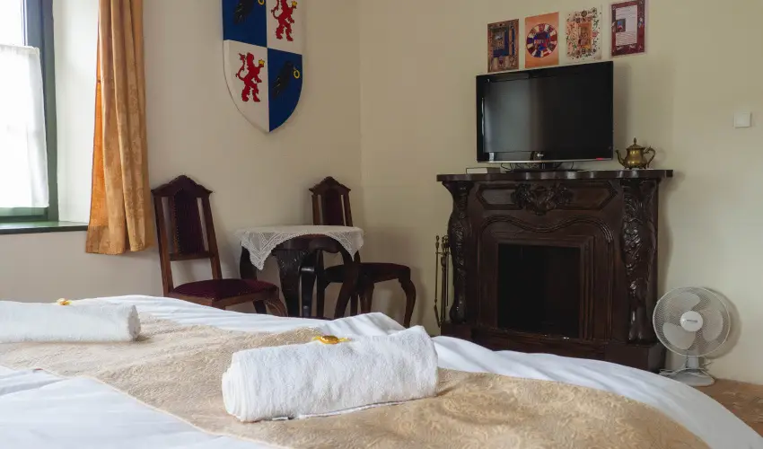 Edvy Malom Fogad s Barokk Udvarhz Ppa - Pnksd (min. 2 j)