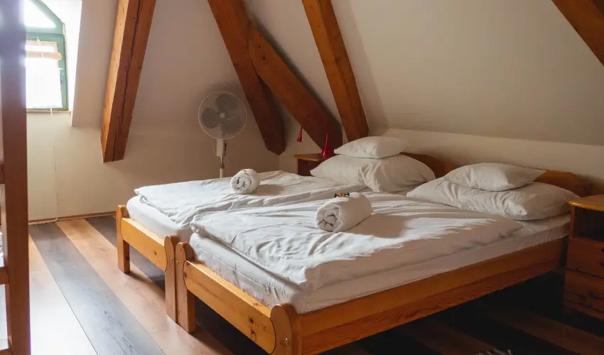 Edvy Malom Fogad s Barokk Udvarhz Ppa - Pnksd (min. 2 j)