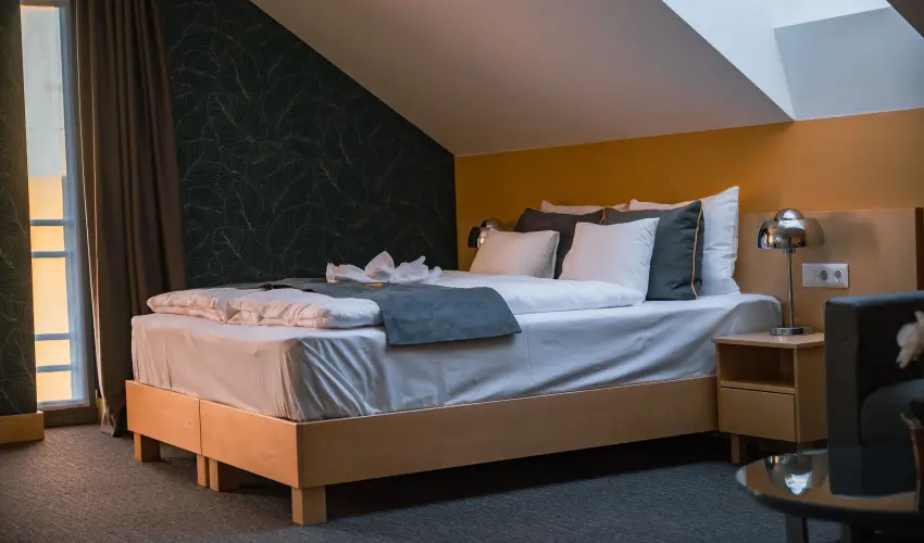 Eleven Business & Sport Hotel Jszrokszlls - Pnksd 