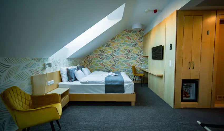 Eleven Business & Sport Hotel Jszrokszlls - Pnksd 