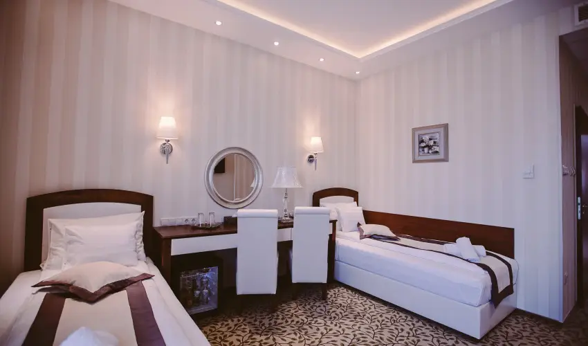 Elix�r Medical Wellness Hotel M�rahalom - P�nk�sd (min. 2 �j)