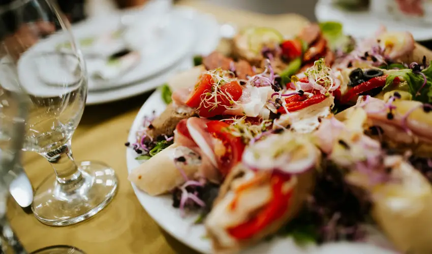 Elix�r Medical Wellness Hotel M�rahalom - P�nk�sd (min. 2 �j)