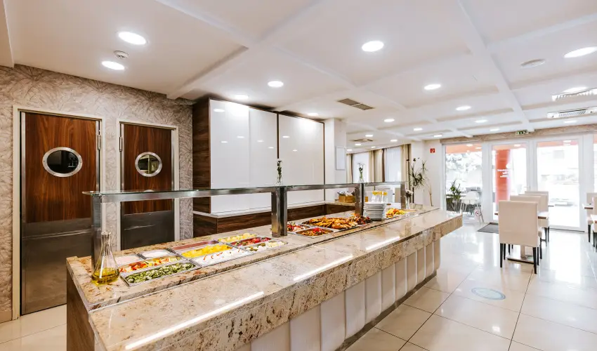 Elix�r Medical Wellness Hotel M�rahalom - P�nk�sd (min. 2 �j)