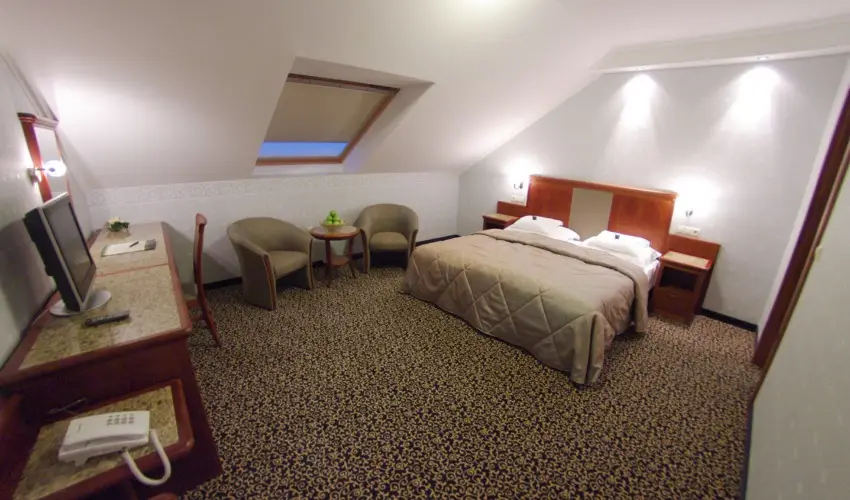 Elizabeth Hotel Gyula - Pnksd (min. 3 j)