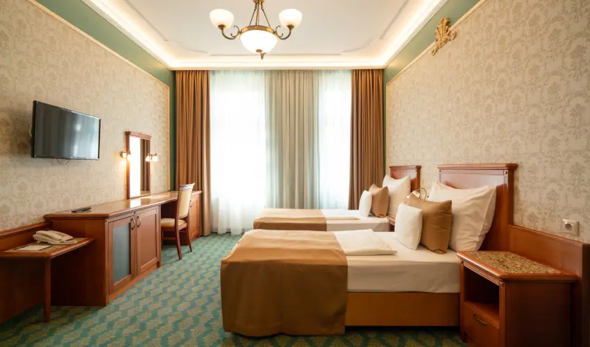 Elizabeth Hotel Gyula - Pnksd (min. 3 j)