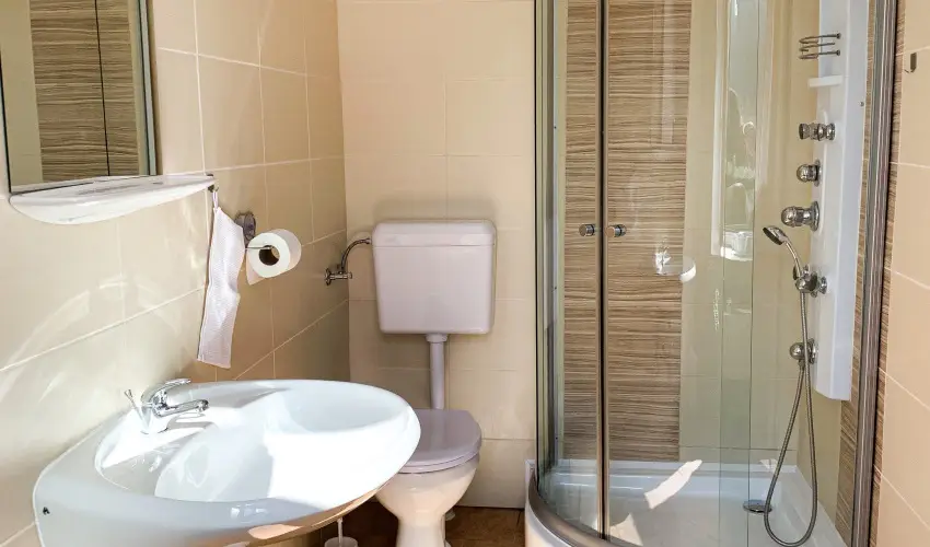 lmny Vendghz Csurg - Pnksd