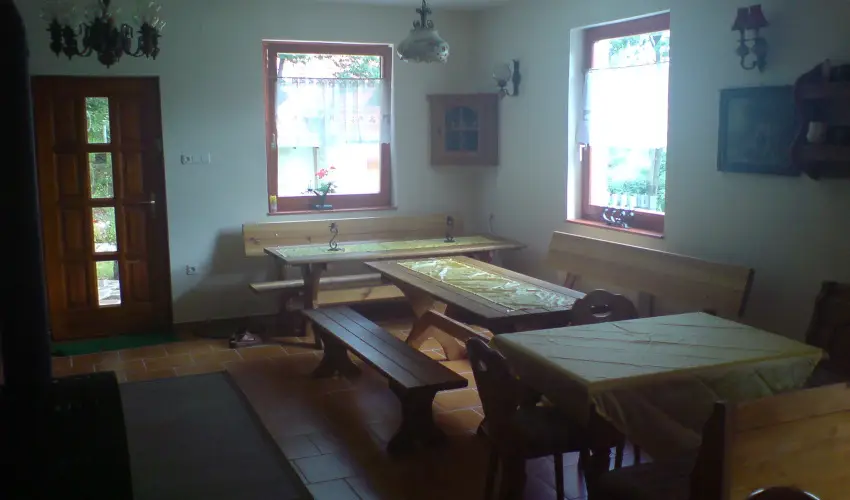 Szarvas Panzi� Erd�b�nye - P�nk�sd (min. 2 �j)