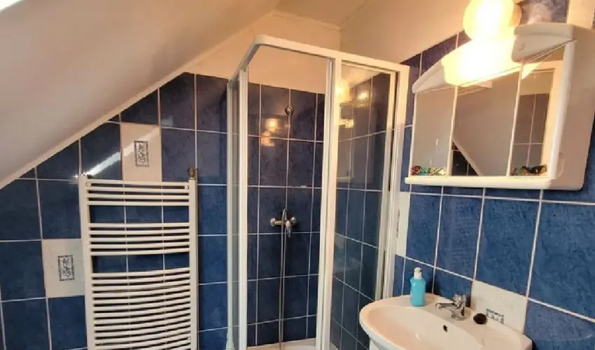 Szarvas Panzi� Erd�b�nye - P�nk�sd (min. 2 �j)