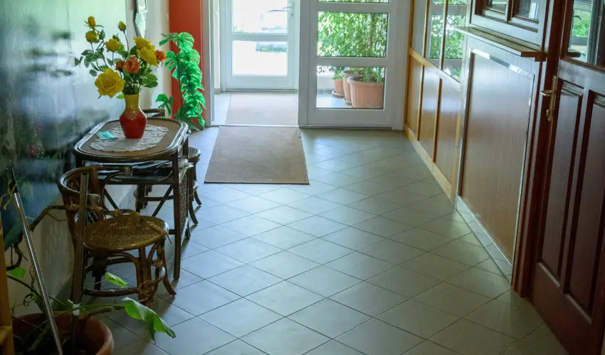 Erika Apartman Srvr - Pnksd (min. 2 j)