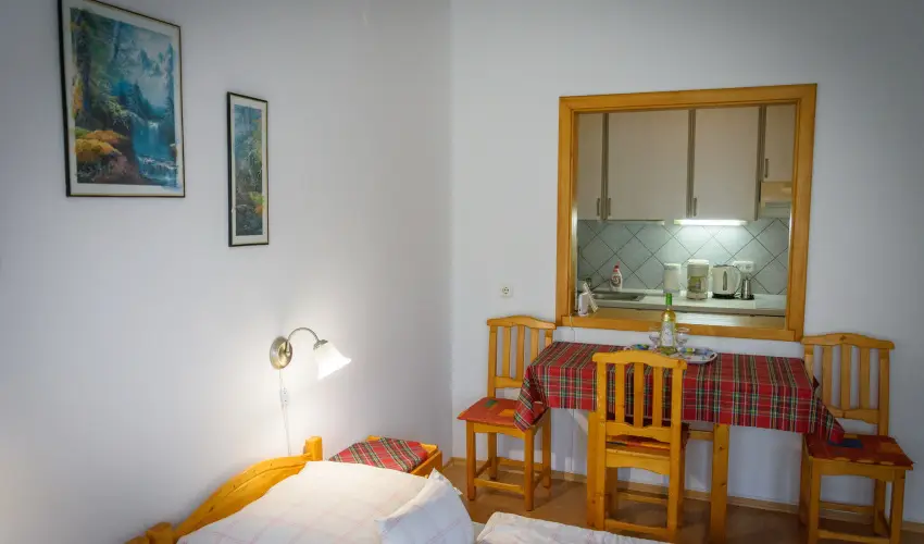 Erika Apartman Srvr - Pnksd (min. 2 j)