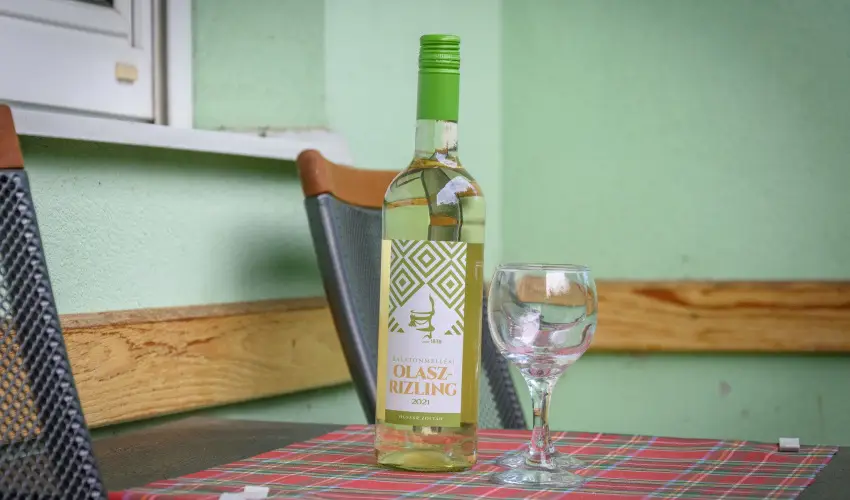 Erika Apartman Srvr - Pnksd (min. 2 j)