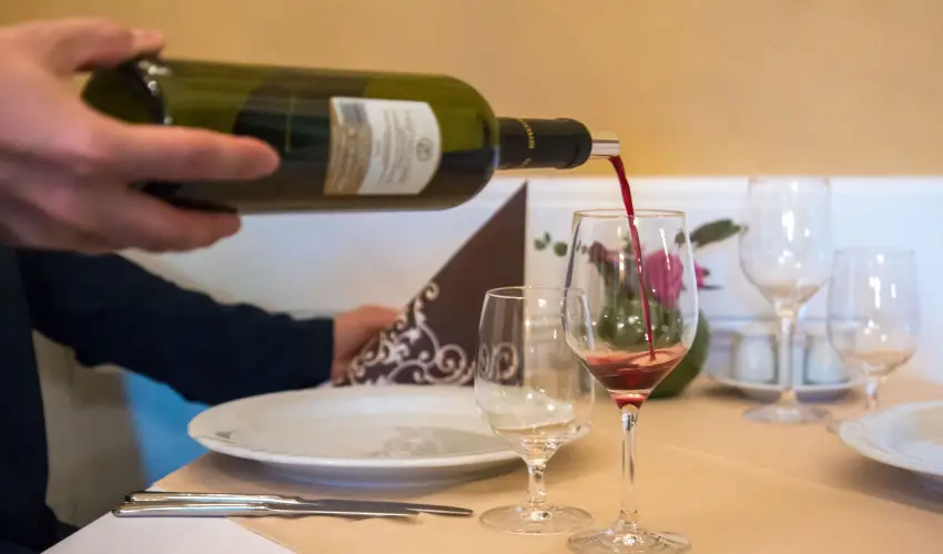 Erzsébet Nagy Szálloda Paks - Pünkösd