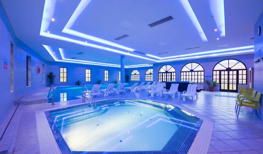 Erzs�bet Park Hotel Par�df�rd� - P�nk�sd (min. 3 �j)