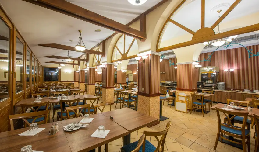 Erzs�bet Park Hotel Par�df�rd� - P�nk�sd (min. 3 �j)