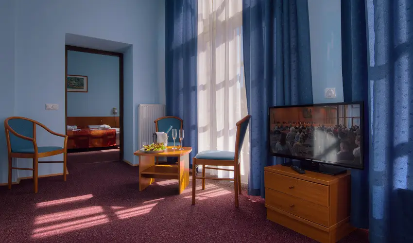 Erzs�bet Park Hotel Par�df�rd� - P�nk�sd (min. 3 �j)