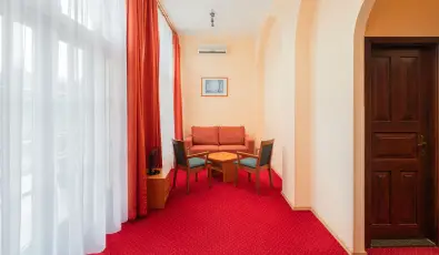 Erzs�bet Park Hotel Par�df�rd�