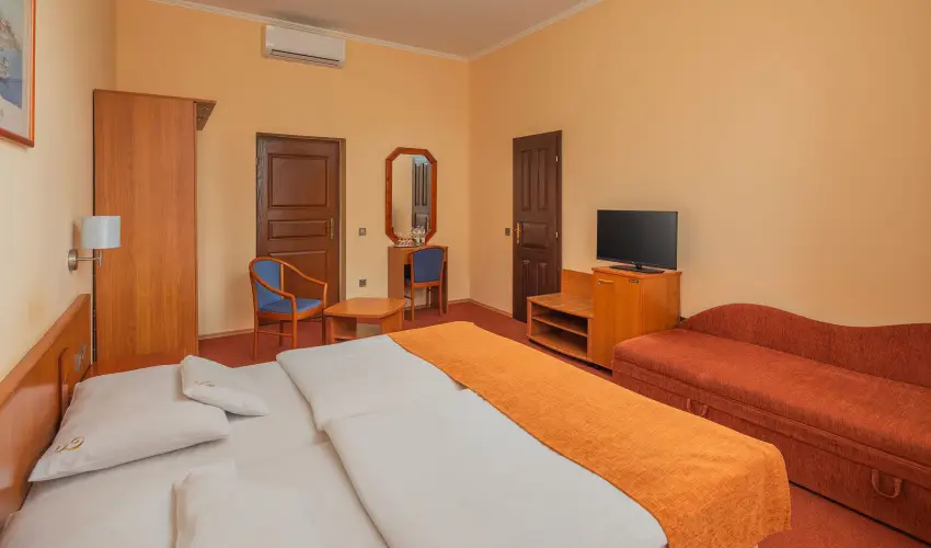 Erzs�bet Park Hotel Par�df�rd� - P�nk�sd (min. 3 �j)