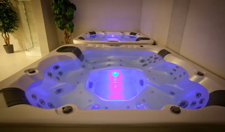 Ezsthd Hotel Veszprm - Pnksd 