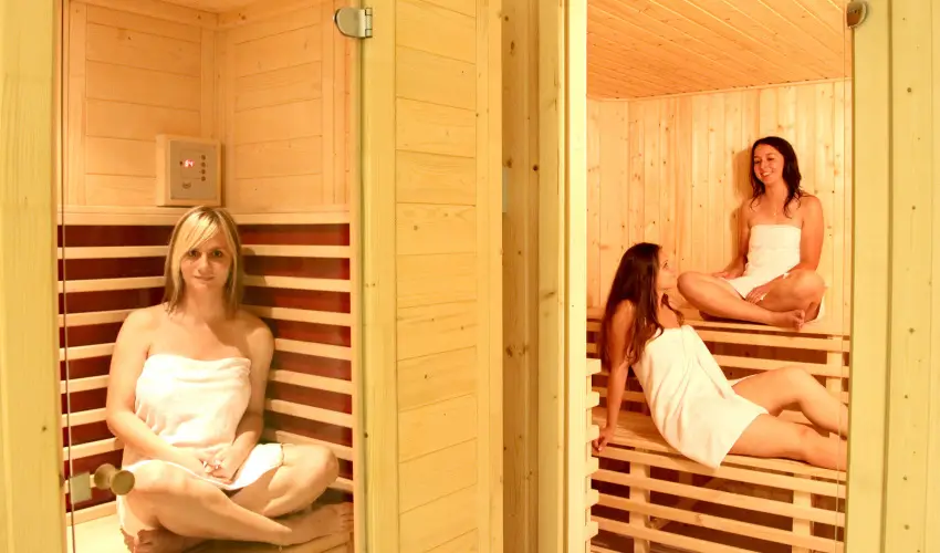 Ezsthd Hotel Veszprm - Pnksd 