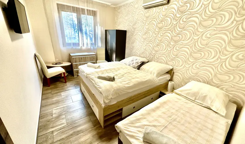 Fenyves Vendghz Sifok - Pnksd (min. 2 j)