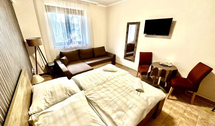 Fenyves Vendghz Sifok - Pnksd (min. 2 j)