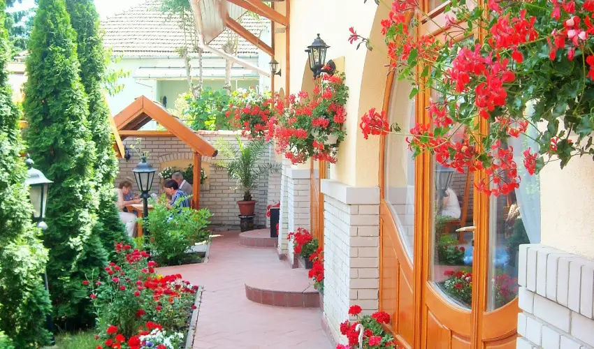 Fodor Hotel Gyula - P�nk�sd (min. 2 �j)