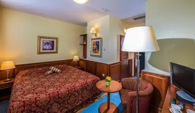 Forest Hills Hotel & Golf Zirc