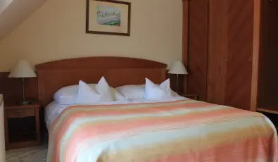 Fortuna Villa H�v�z