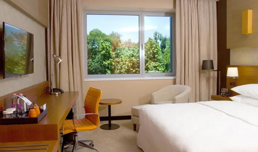 Four Points by Sheraton Kecskemt Hotel & Konferenciakzpont Kecskemt - Pnksd 