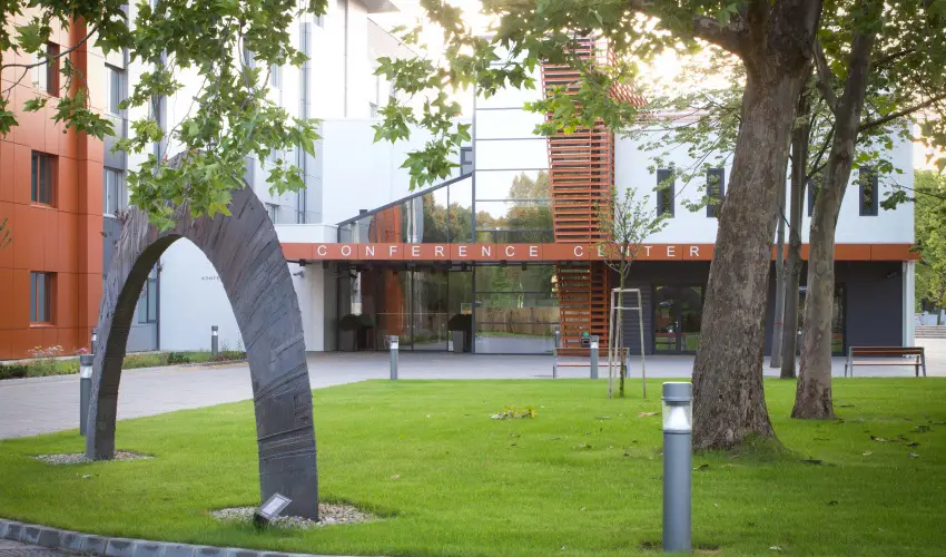 Four Points by Sheraton Kecskemt Hotel & Konferenciakzpont Kecskemt - Pnksd 