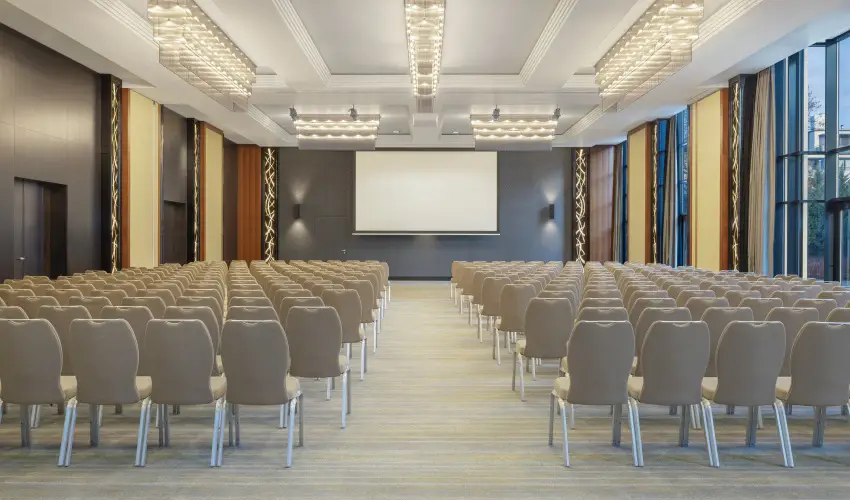 Four Points by Sheraton Kecskemt Hotel & Konferenciakzpont Kecskemt - Pnksd 