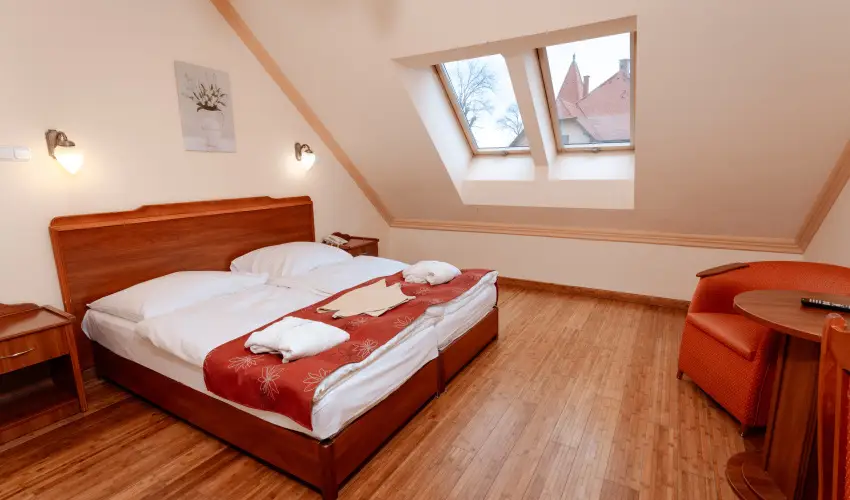 Fried Kast�ly Hotel Simontornya - P�nk�sd (min. 3 �j)