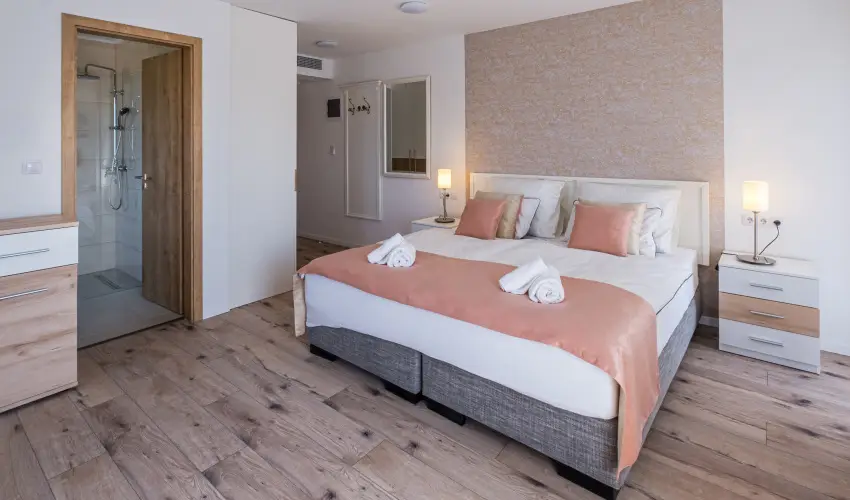 Fred Centrum Panzi Balatonfred - Pnksd (min. 3 j)