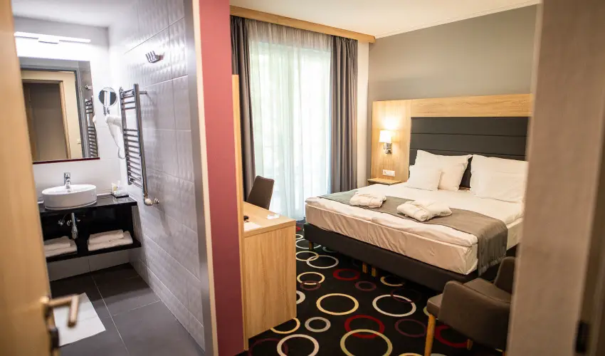 Garden Hotel Wellness & Konferencia Szolnok - Pnksd 