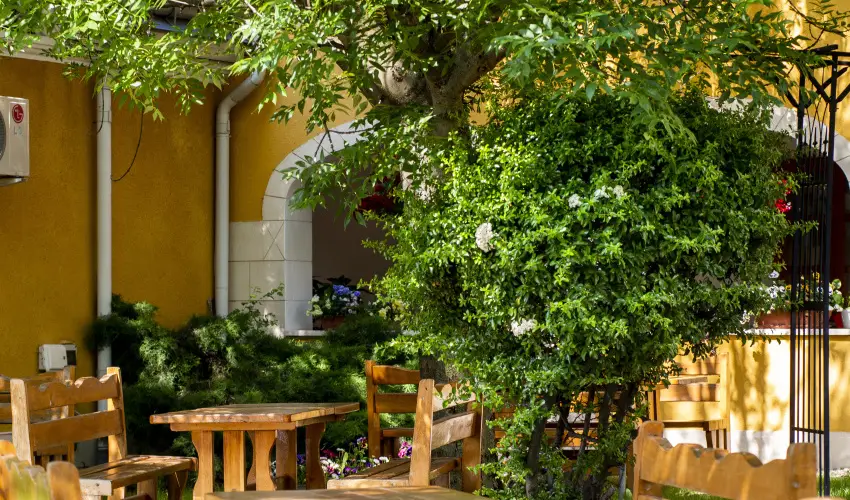 Gastland M0 Hotel Szigetszentmikls - Pnksd