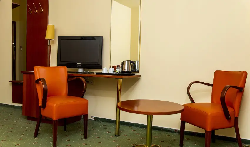 Gastland M0 Hotel Szigetszentmikls - Pnksd