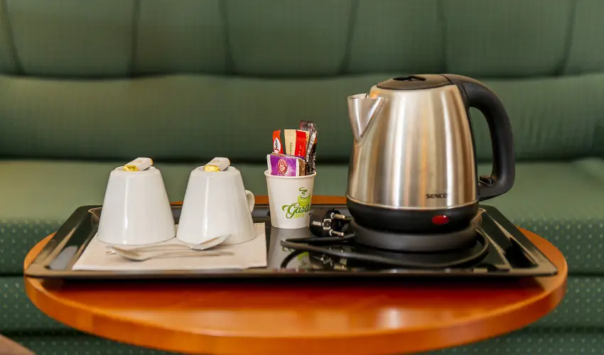 Gastland M0 Hotel Szigetszentmikls - Pnksd