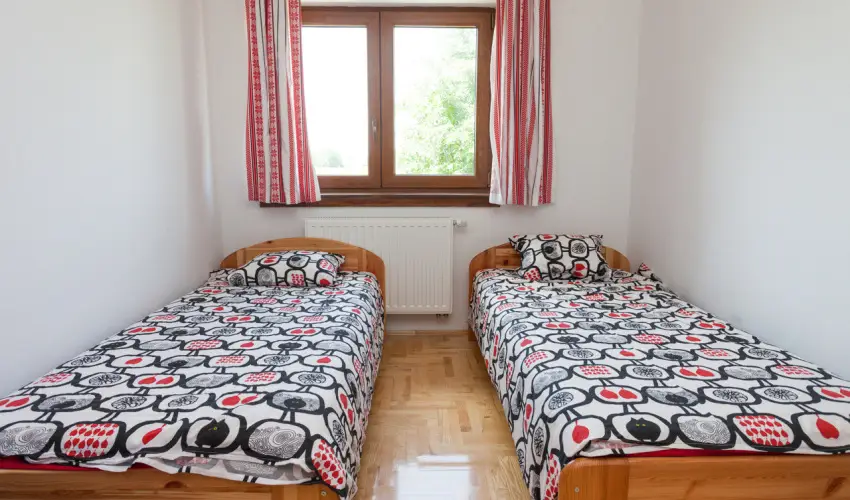 Gedeon Tanya-Panzi Jakabszlls - Pnksd