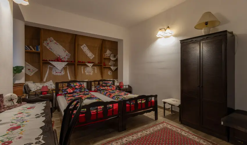 Gedeon Tanya-Panzi Jakabszlls - Pnksd