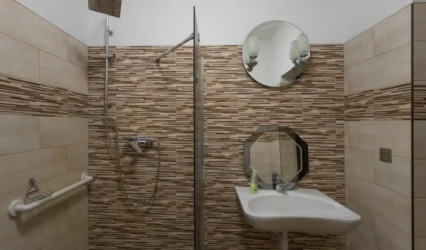 Gedeon Tanya-Panzi Jakabszlls - Pnksd