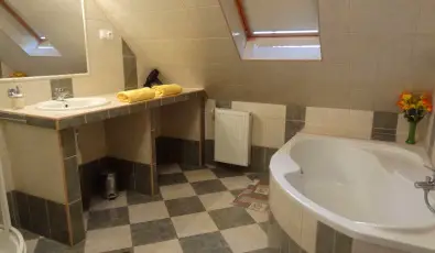 Gere Luxus Apartman Hark�ny