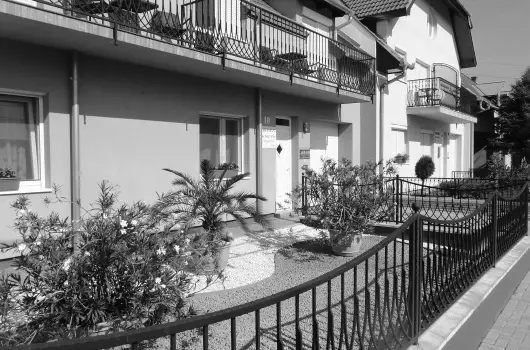 Gere Art & Exclusive Apartman - Pnksd (min. 3 j)