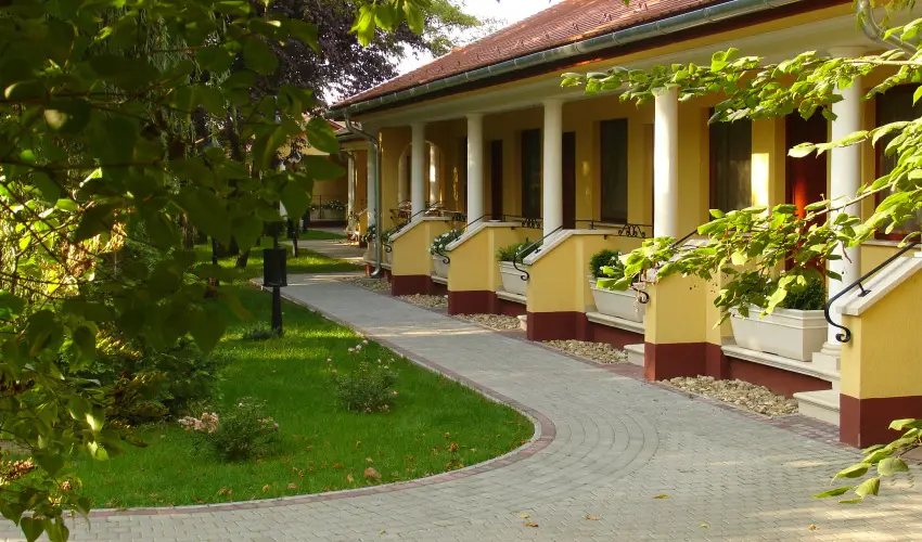 Geréby Kúria Hotel és Lovasudvar Lajosmizse - Pünkösd