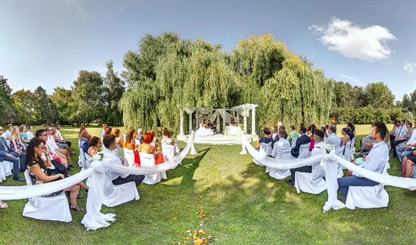 Geréby Kúria Hotel és Lovasudvar Lajosmizse - Pünkösd